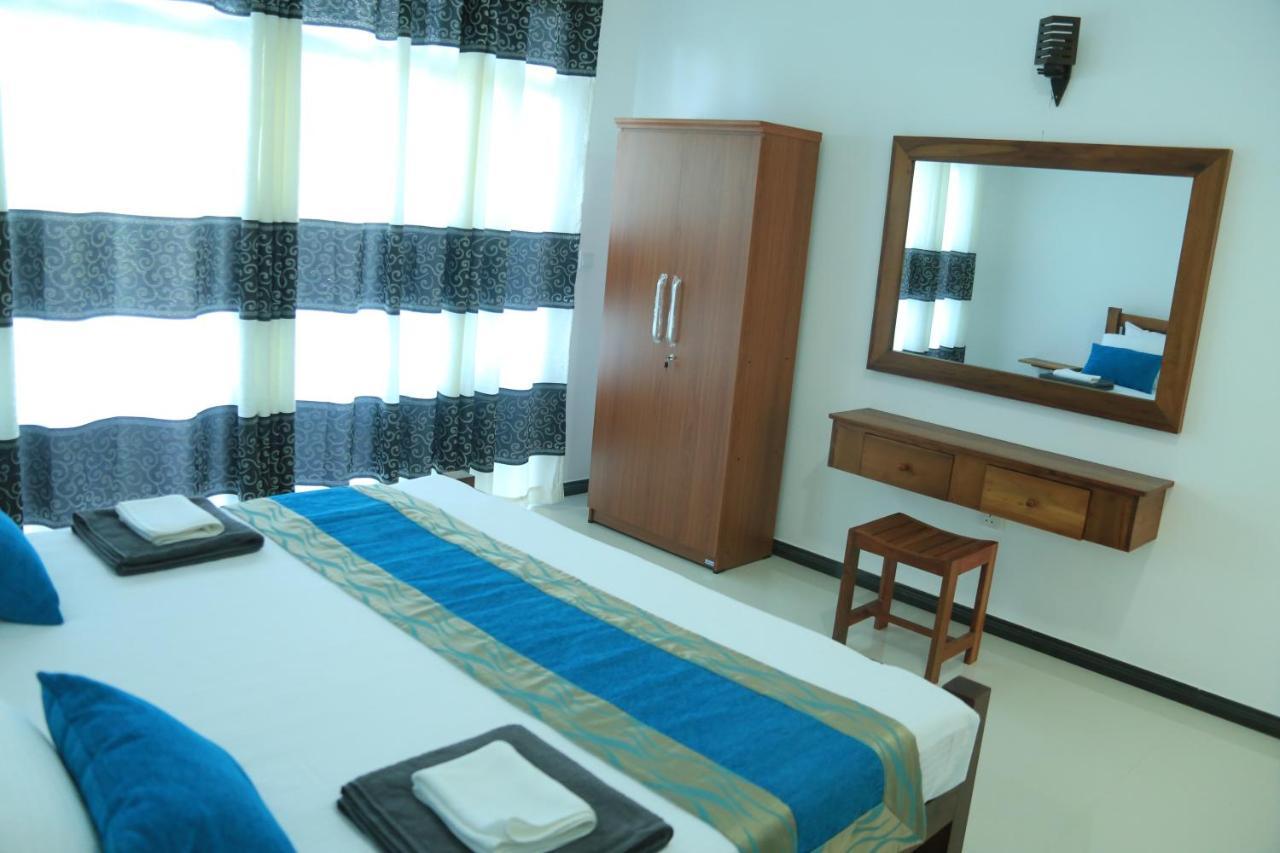 Sri Villa Rest ฮิกคาดูวา ภายนอก รูปภาพ