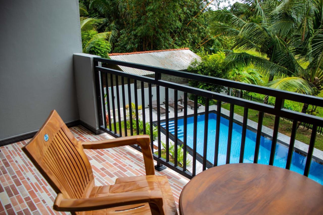 Sri Villa Rest ฮิกคาดูวา ภายนอก รูปภาพ