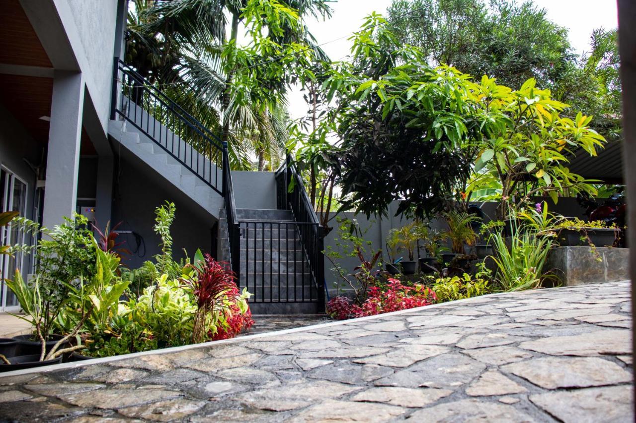Sri Villa Rest ฮิกคาดูวา ภายนอก รูปภาพ